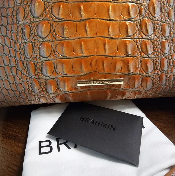 Crossbody - Picture 13 of 14